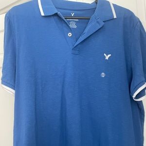 NWT. AMERICAN EAGLE XL men’s blue w/white trim collared POLO SHIRT